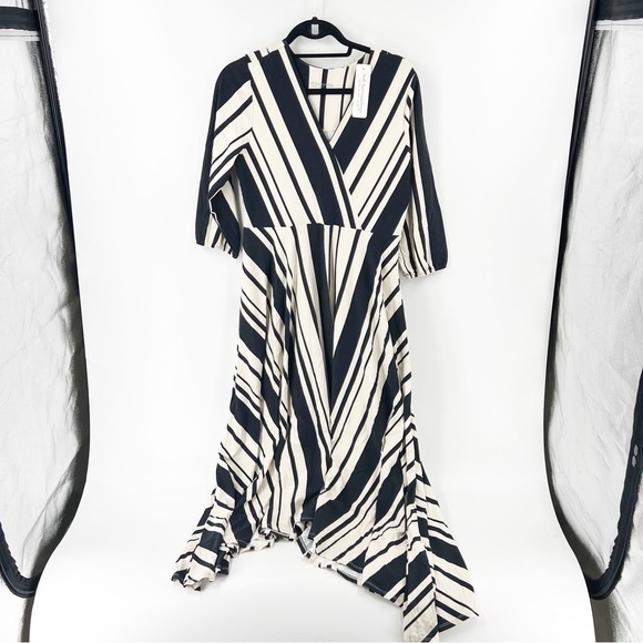 ✅ NWT Soft Surroundings Chanson De Le Fontaine Maxi Dress Sz SMALL Black & Beige - Picture 1 of 7